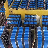 魏魏城上门回收三元锂电池-废电池回收电话厂家